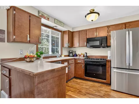 Kitchen - 1600 NW Angeline Ave, Gresham, OR 97030 photo 3 of 3