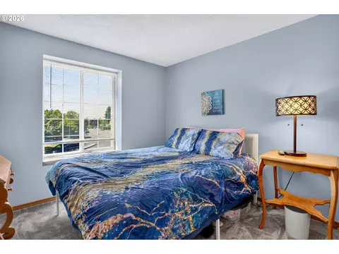 Bedroom - 1600 NW Angeline Ave, Gresham, OR 97030 photo 5 of 5