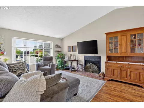 Living - 1600 NW Angeline Ave, Gresham, OR 97030 photo 3 of 8