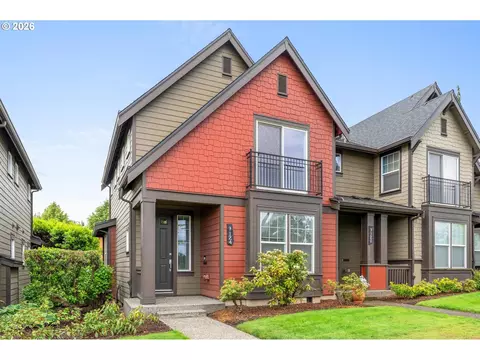 7124 NE Cherry Dr, Hillsboro, OR 97124
