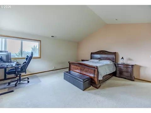 Bedroom - 3362 Bentley Ave, Eugene, OR 97405 photo 3 of 8