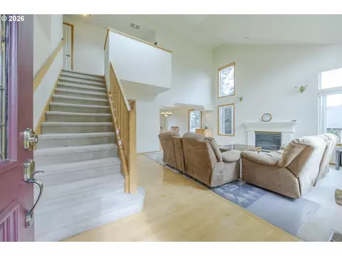 Entry Way - 3362 Bentley Ave, Eugene, OR 97405 photo 1 of 1