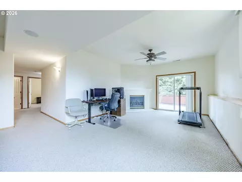 Living - 3362 Bentley Ave, Eugene, OR 97405 photo 6 of 6