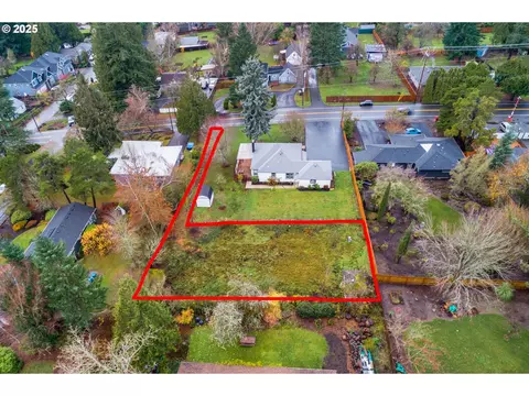 702 NW 107th Ave, Portland, OR 97229