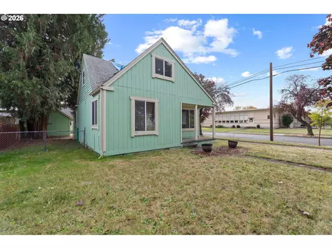 Other - 1504 8th Ave, Longview, WA 98632 photo 3 of 16