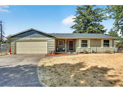 Exterior - 705 NE 18th Ct, Gresham, OR 97030 photo 2 of 8