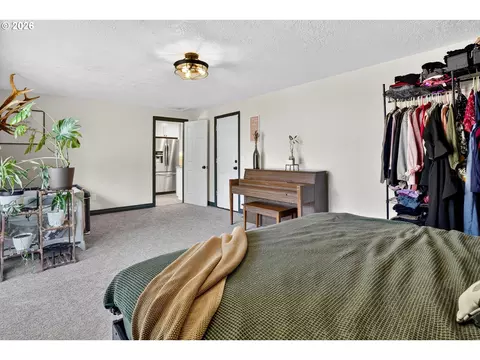 Other - 705 NE 18th Ct, Gresham, OR 97030 photo 3 of 8