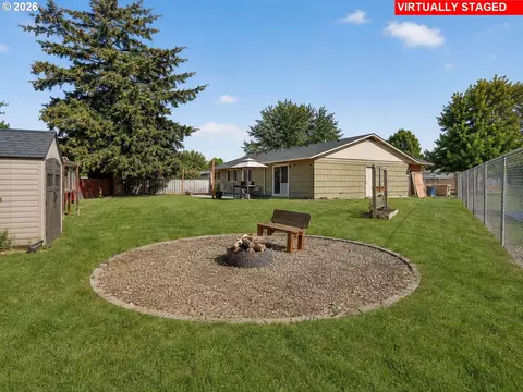 Exterior - 705 NE 18th Ct, Gresham, OR 97030 photo 8 of 8