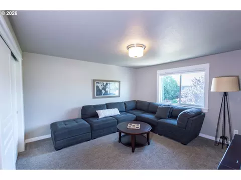 Other - 993 Tyson Ln, Eugene, OR 97404 photo 6 of 8