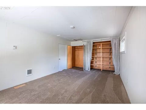 1404 Centennial Blvd, Springfield, OR 97477 photo 14