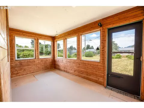 1404 Centennial Blvd, Springfield, OR 97477 photo 25