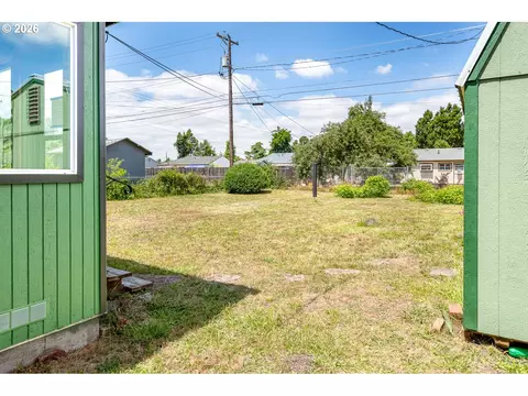 1404 Centennial Blvd, Springfield, OR 97477 photo 27
