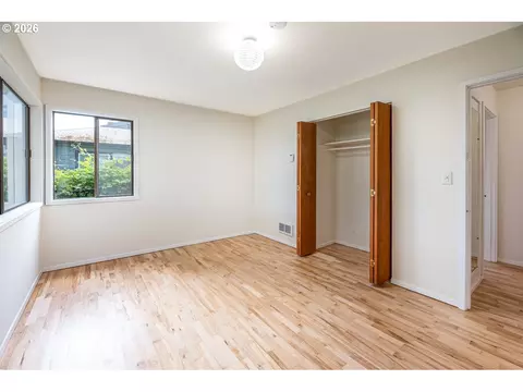 1404 Centennial Blvd, Springfield, OR 97477 photo 12