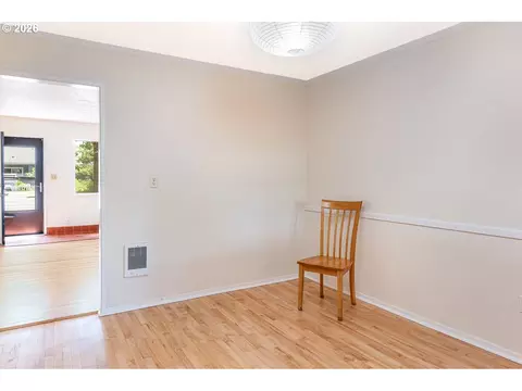 1404 Centennial Blvd, Springfield, OR 97477 photo 16