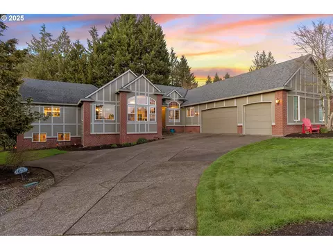 15943 SW Enna Ct, Portland, OR 97224