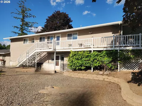 Exterior - 5321 SE Welch Rd, Gresham, OR 97080 photo 7 of 16