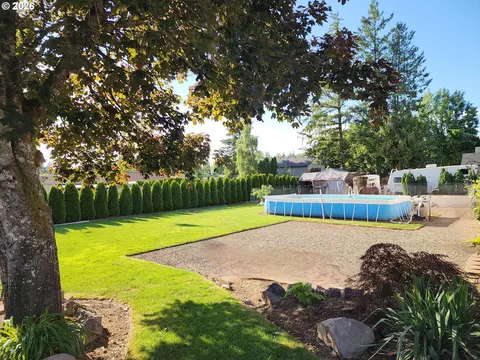 Exterior - 5321 SE Welch Rd, Gresham, OR 97080 photo 9 of 16