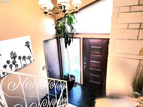 Entry Way - 5321 SE Welch Rd, Gresham, OR 97080 photo 1 of 1