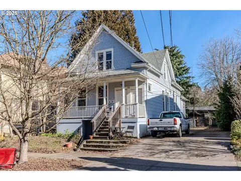 714 SE 19th Ave, Portland, OR 97214
