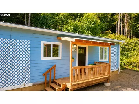 156 Pine St, Falls City, OR 97344