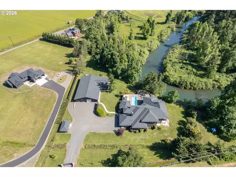 35282 Mckenzie View Dr, Springfield, OR 97478