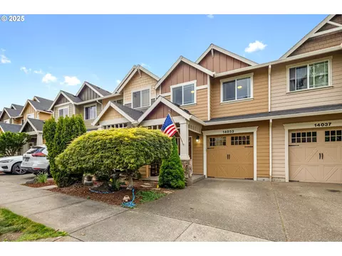 14033 Passage Pkwy, Oregon City, OR 97045