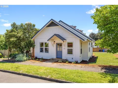 134 NW 14th Ave, Camas, WA 98607