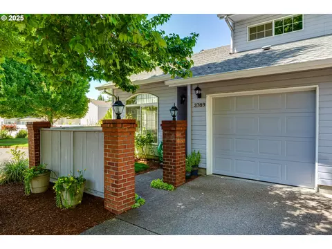 3789 Westleigh St, Eugene, OR 97405