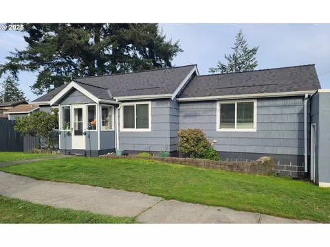3175 Sherman Ave, North Bend, OR 97459