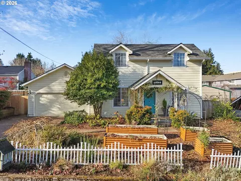 2055 Summer St SE, Salem, OR 97302