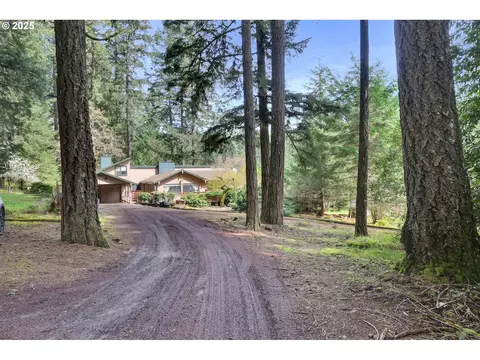 24703 W Demming Rd, Elmira, OR 97437