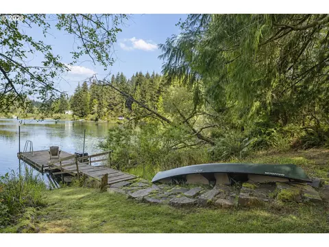 View/Area - 89366 Dahlin Rd, Florence, OR 97439 photo 3 of 7
