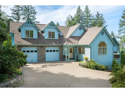Exterior - 3046 Summit Sky Blvd, Eugene, OR 97405 photo 2 of 13
