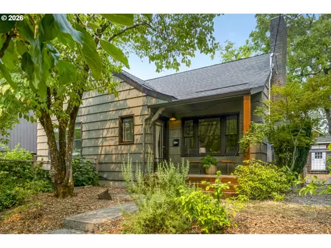 2433 N Humboldt St, Portland, OR 97217