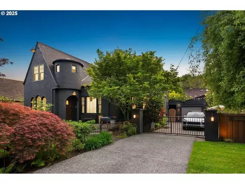 7117 SE 28th Ave, Portland, OR 97202