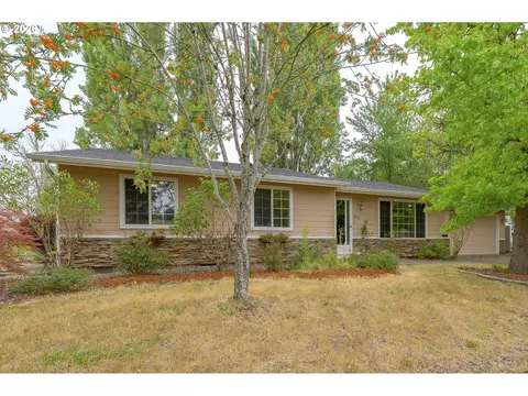 1801 SW Tamarack St, Mcminnville, OR 97128