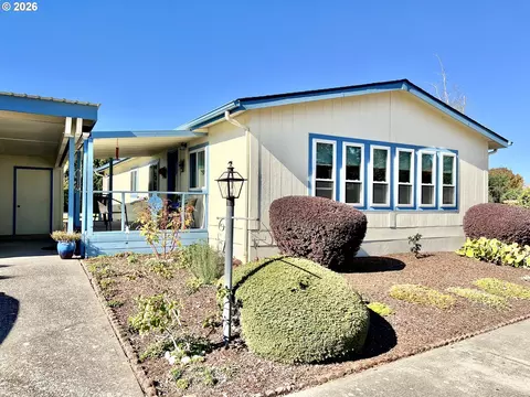 1602 NE Riverside Dr #63, Mcminnville, OR 97128