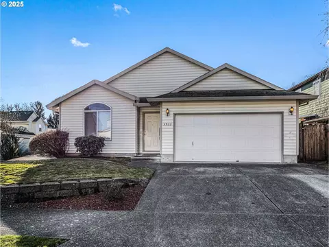 3922 SE 14th St, Gresham, OR 97080