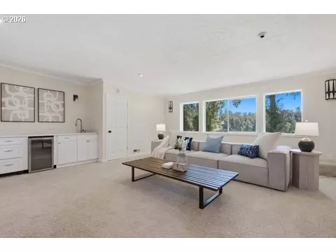 Living - 5075 Mapleton Dr, West Linn, OR 97068 photo 6 of 6