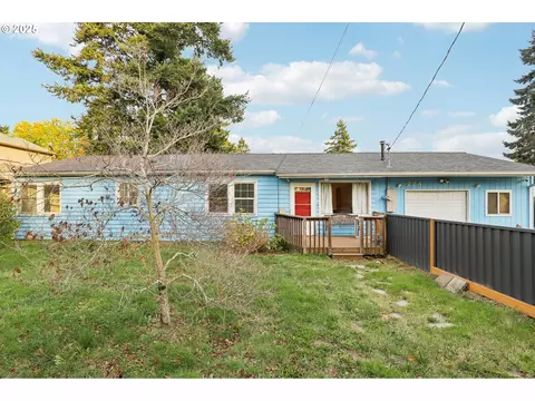 224 NE 92nd Pl, Portland, OR 97220