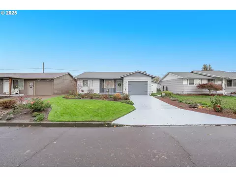 1470 Princeton Rd, Woodburn, OR 97071