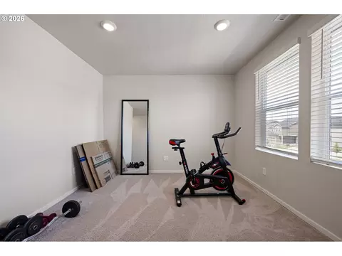 2743 V St, Springfield, OR 97477 photo 22