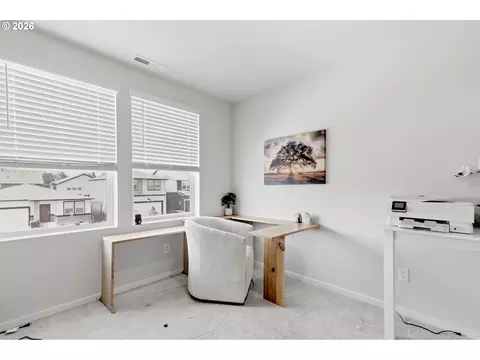 2743 V St, Springfield, OR 97477 photo 24