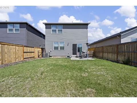 2743 V St, Springfield, OR 97477 photo 28