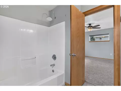 18359 Davis St, Sandy, OR 97055 photo 24