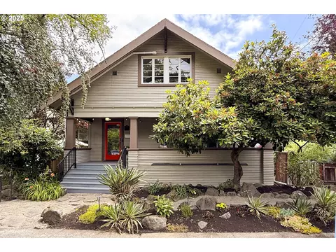 3786 SE 8th Ave, Portland, OR 97202