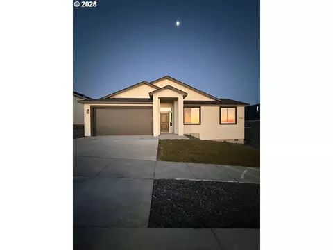 1778 NE 9th Pl, Hermiston, OR 97838