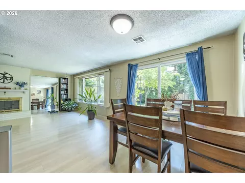 Dining - 2258 Brittany St, Eugene, OR 97405 photo 3 of 3