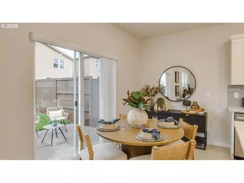 Dining - 3525 SW Mawrcrest Ave, Gresham, OR 97080 photo 1 of 1