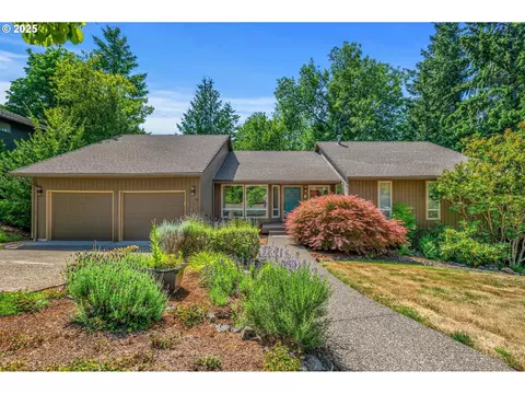 765 NW Torrey View Ln, Portland, OR 97229